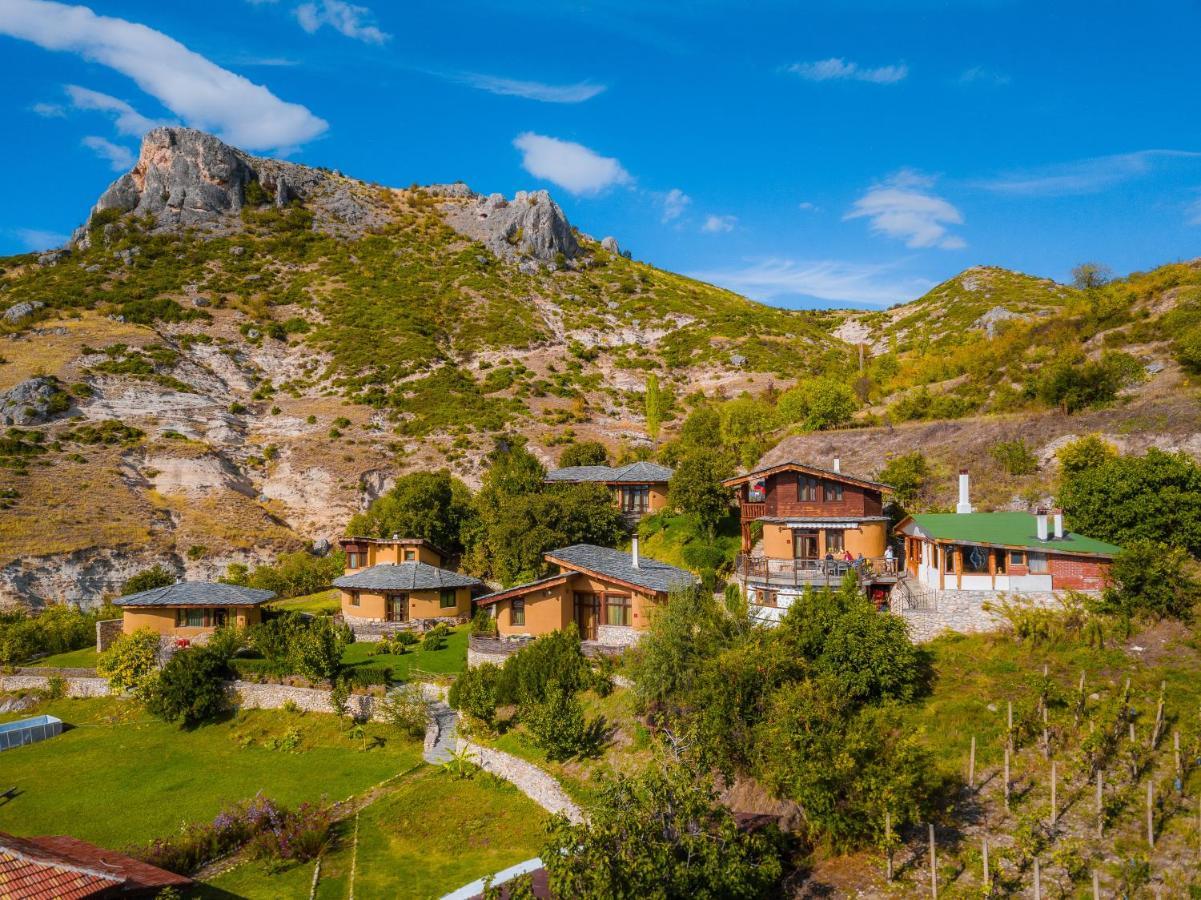 Eco Village Under The Cliffs Ilindentsi Exteriér fotografie