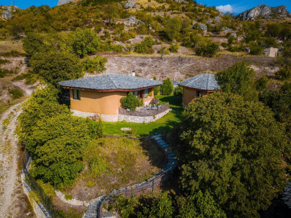 Eco Village Under The Cliffs Ilindentsi Exteriér fotografie