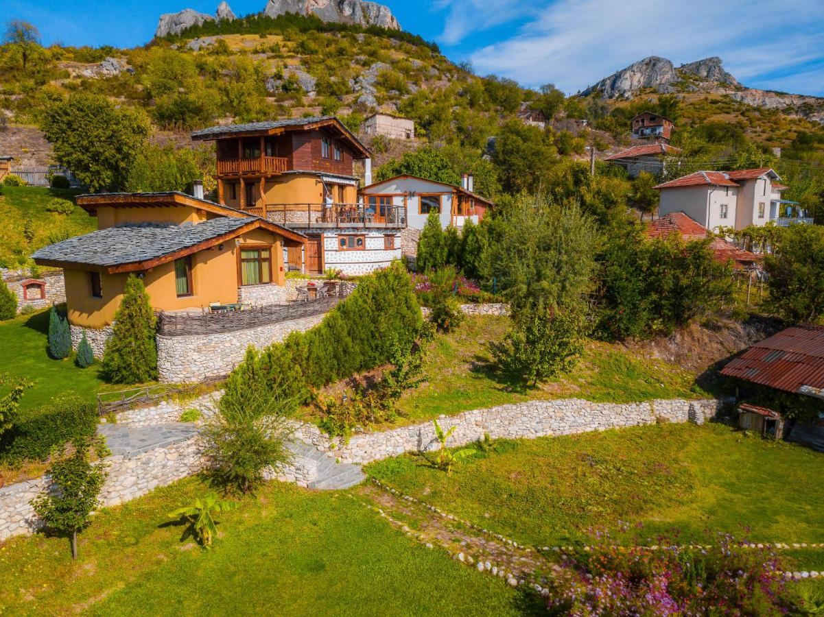 Eco Village Under The Cliffs Ilindentsi Exteriér fotografie