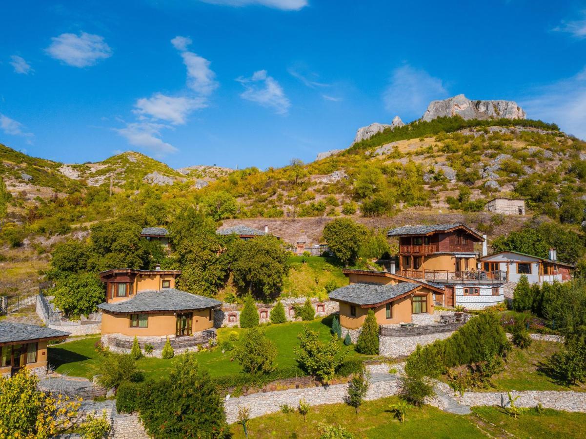 Eco Village Under The Cliffs Ilindentsi Exteriér fotografie