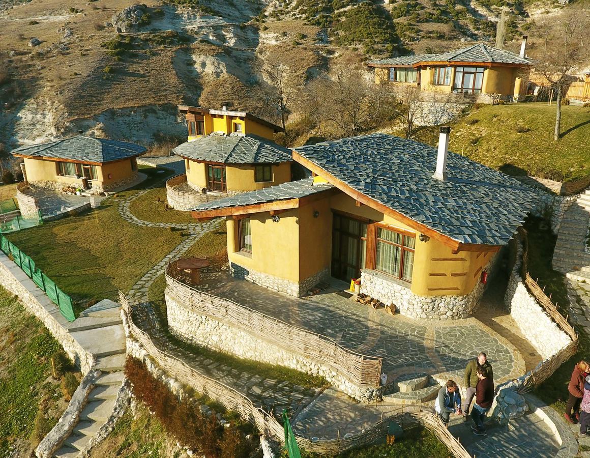 Eco Village Under The Cliffs Ilindentsi Exteriér fotografie