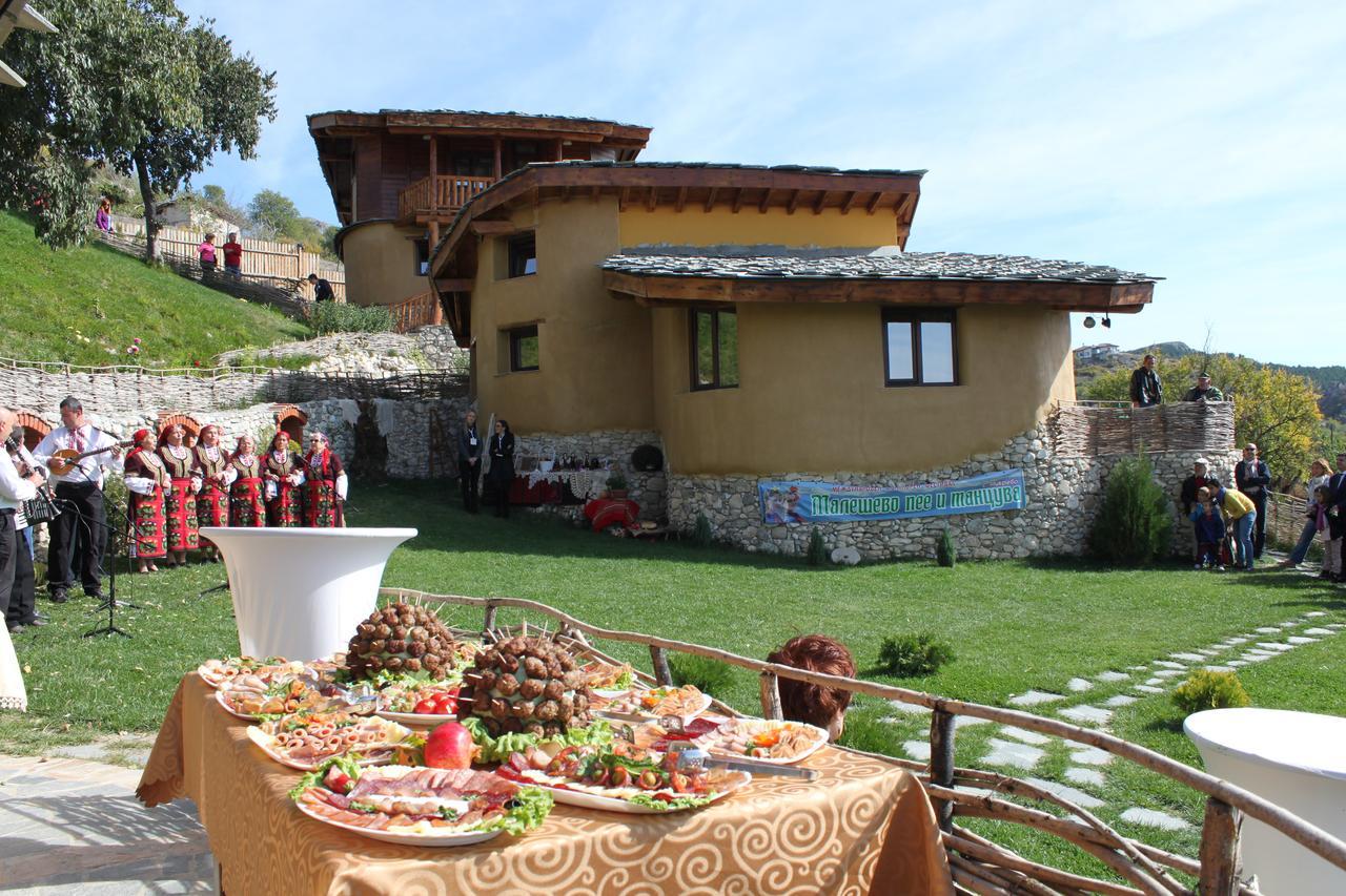 Eco Village Under The Cliffs Ilindentsi Exteriér fotografie