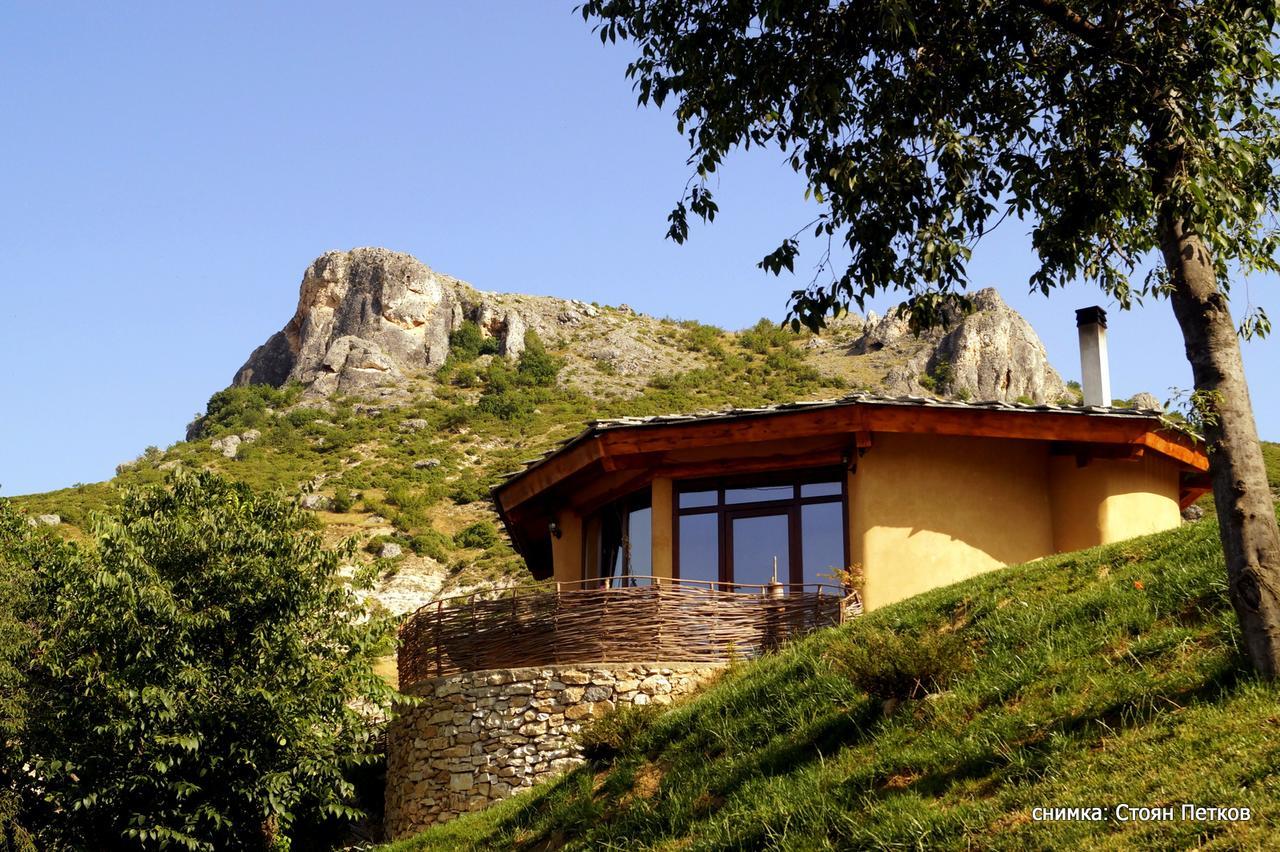 Eco Village Under The Cliffs Ilindentsi Exteriér fotografie